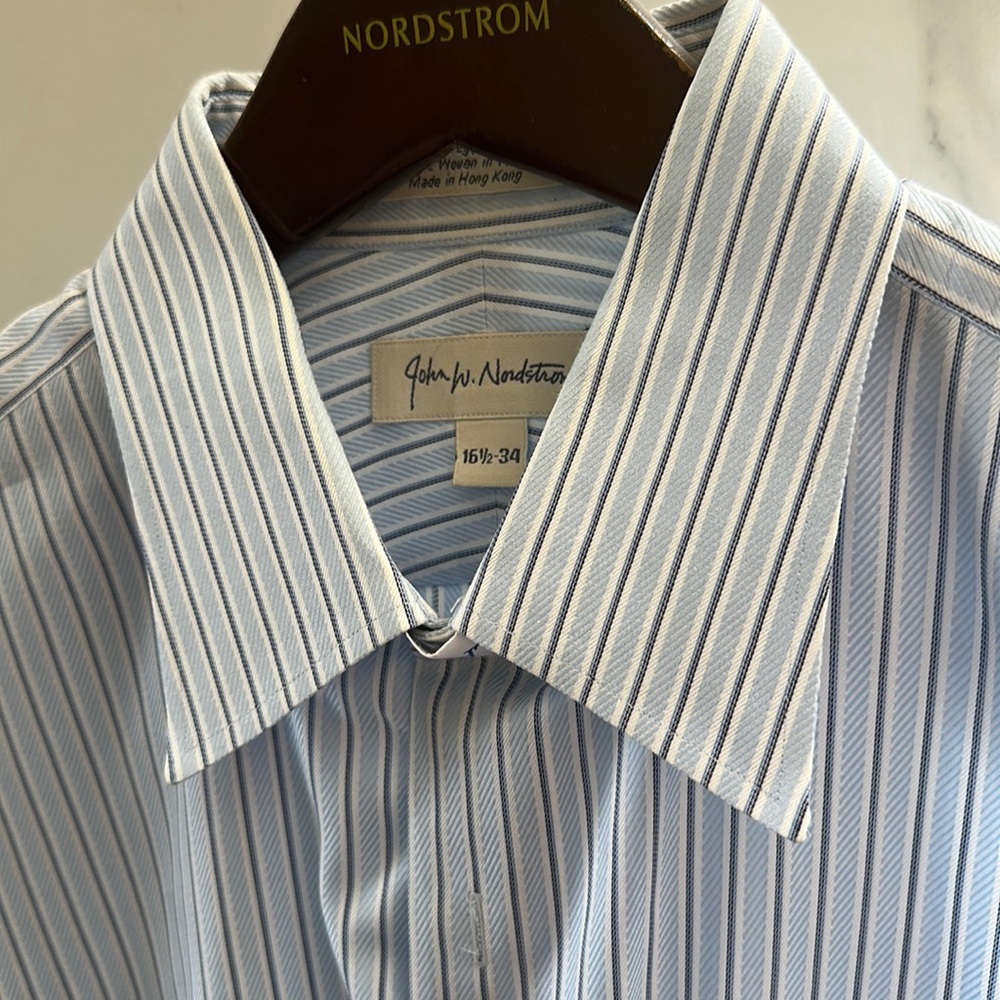 Men’s Nordstrom Dress shirt Like New